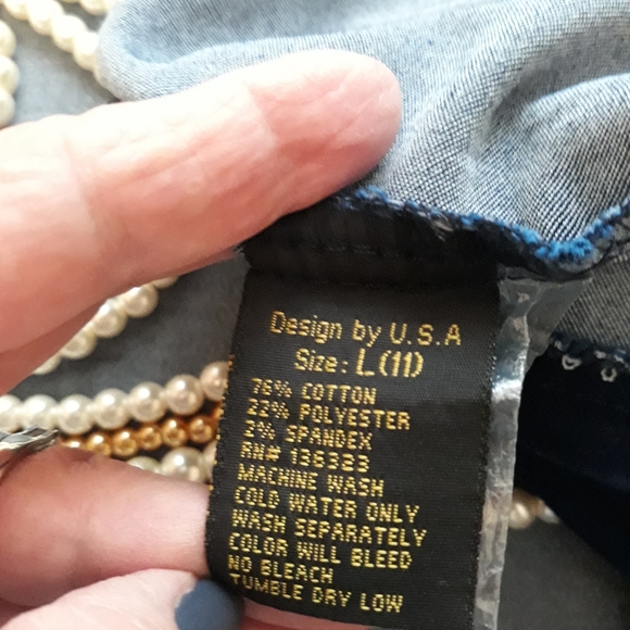 Stretchy denim dress with string beads on back - Picture 3 of 4